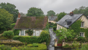 découvrez pourquoi les toitures à bures-sur-yvette, entre verdure et humidité, nécessitent une attention particulière pour garantir leur durabilité et protéger votre habitation.