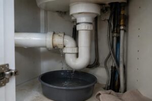 fuite de canalisation à strasbourg ? découvrez qui contacter pour une réparation rapide et les bons réflexes à adopter en cas d’urgence.